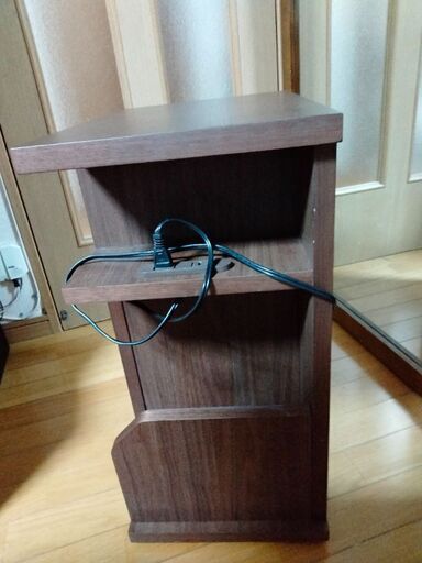 サイドテーブル　ベッドサイド
