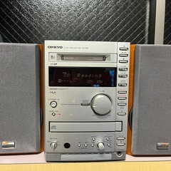 【差し上げます】Onkyo製　CD MDコンポ