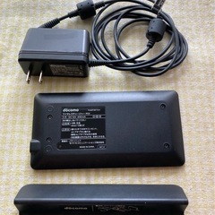 古いです）ドコモ　ワイヤレスチャージャー　P-03