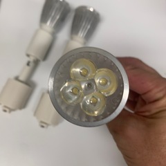 植物育成ライト➕照明器具の画像