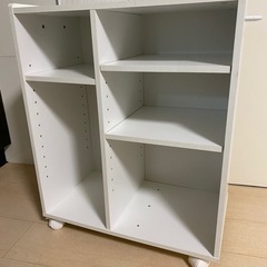 ローラー付きカラーボックス