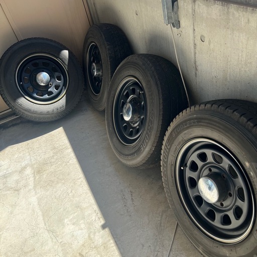 デイトナ 15inch 6.5J +40 PCD139.7 6穴 195/80R15 LT ハイエース