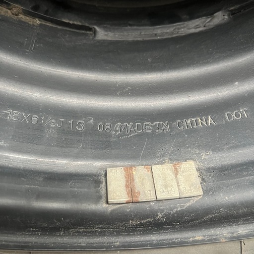 デイトナ 15inch 6.5J +40 PCD139.7 6穴 195/80R15 LT ハイエース