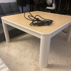 こたつ机の画像
