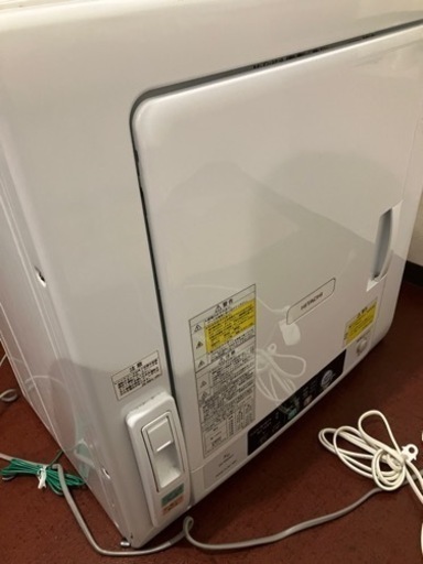 衣類乾燥機 使用感少なめ 日立 5.0kg 衣類乾燥機HITACHI これっきりボタン DE-N50WV