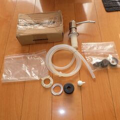 中古 洗剤ディスペンサー クロームメッキ シンク 流し台 台所 ...