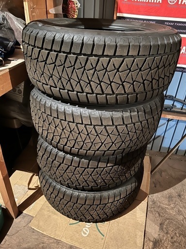 265/55R19ブリジストン スタッドレス バリ溝
