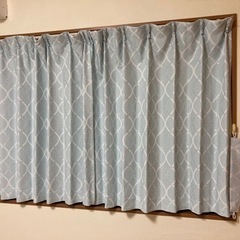 ニトリ　遮光カーテン　小窓用　幅100丈110　×2枚