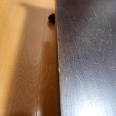 ガラステーブルの画像