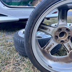 245/35ZR20 95W XL タイヤセット