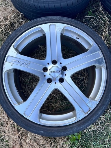 245/35ZR20 95W  XL タイヤセット