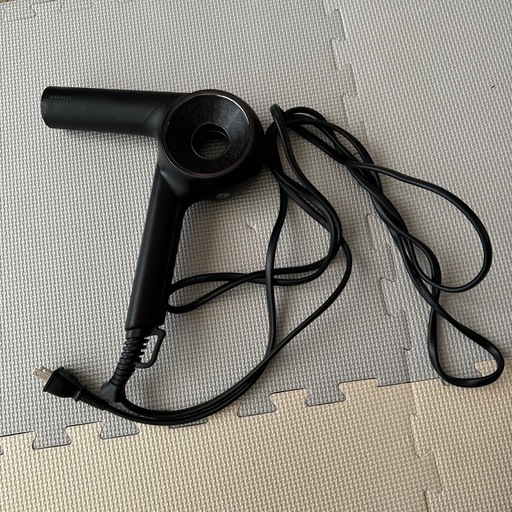 決まりました‍♀️中古品　ドライヤー　マグネット　MAGNET クレイツ