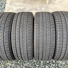 215/55R17 ブリヂストン VRX2 スタッドレス クラウン エスティマ オデッセイ ジュークCR-V   ヴェゼル フォレスターなど