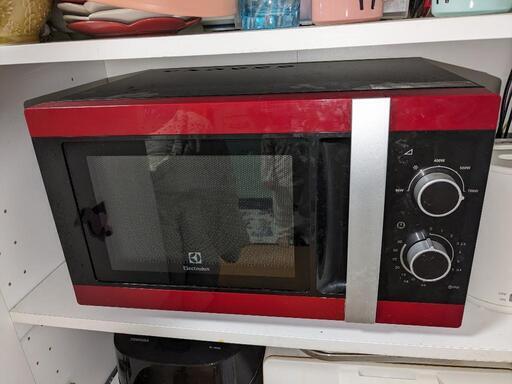【終了】電子レンジ　エレクトロラックス　EMM2300JR6