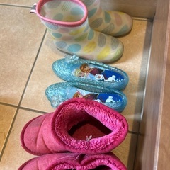 19.18.17センチ靴の画像