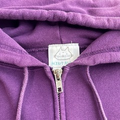 ミントネコのジップアップパーカーの画像