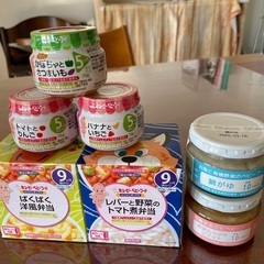 やわらか積み木（アンパンマン）　布絵本　ガラガラ　はがため　人形　５点セット　ベビーフードのおまけ付きの画像