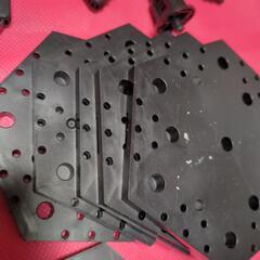 【　ガンダムのスタンド土台★＆スタンド】6つセット土台＆スタンド2本。の画像