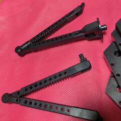 【　ガンダムのスタンド土台★＆スタンド】6つセット土台＆スタンド2本。の画像