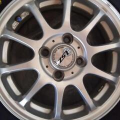 スタッドレスタイヤ　ブリヂストン155 65Ｒ14使用浅の画像