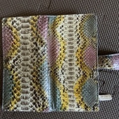 ヘビ革　長財布  金運の画像