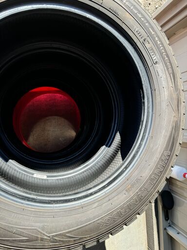 JMS０６９　?タイヤ安く譲ります?中古スタッドレスタイヤ?２０５/６０R１６（ノア・プリウスα・ヴォクシー・ステップワゴン・ジューク