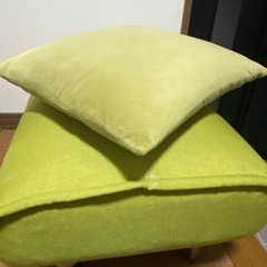 リクライニングチェア　フットスツール　クッション3点の画像