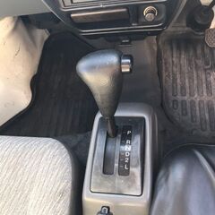 ご購入ありがとうございました。【車検令和7年7月まで】平成12年　スズキ　キャリー　2WD　AT　走行距離132,000㎞　パワステ・エアコン付き　下取り車の為、お安く出品します！現状販売になります。の画像