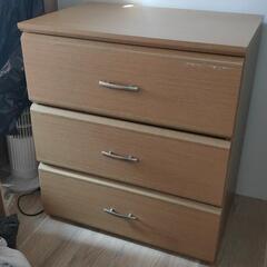 3段チェストの画像