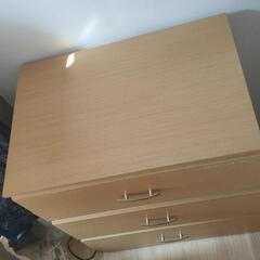 3段チェストの画像