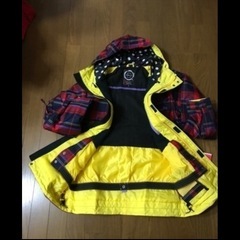 新品タグ付き‼️Phoenixフェニックスお洒落なチェック柄スキースノボウェアの画像