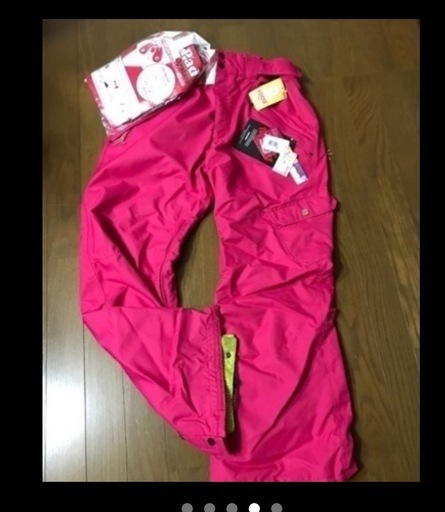 新品タグ付き‼️GOLDWINお洒落スノボ・スキーパンツ