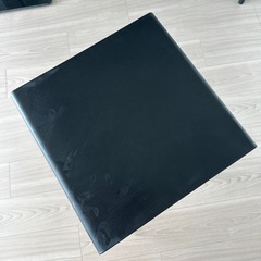 タワーサイドテーブルの画像