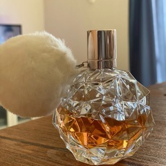 高級香水　どれでも各1980円の画像