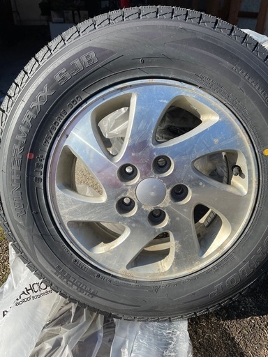 テリオスキッド専用スタッドレスタイヤ