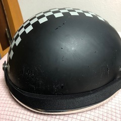 ゴーグル付きヘルメットの画像