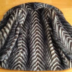 フェイクファー　コートの画像