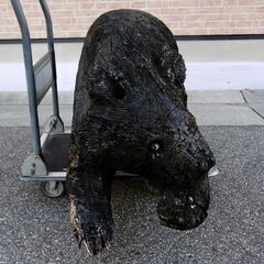 ■北海道民芸品・アイヌ民族の木彫り・熊・置物（100cm級）■の画像