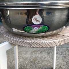 NO：2069 値下げ‼️両種料理の火鍋1️⃣❣️   直径28cm  未使用品❣️の画像