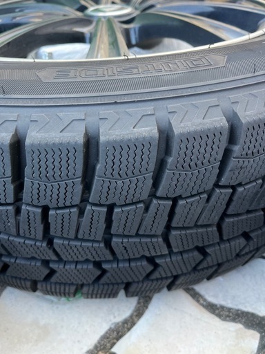 スタッドレスタイヤ205/60R16 ホイール付 DUNLOPWINTERMAX