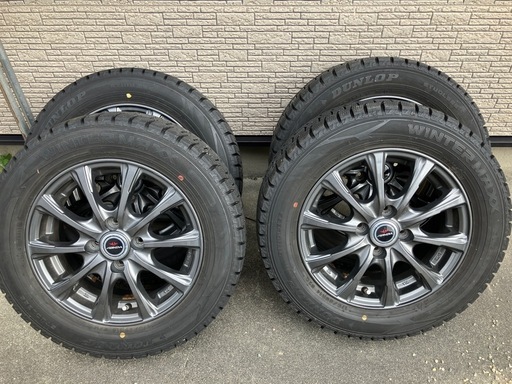 ダンロップ　スタッドレスタイヤホイール付き4本セット