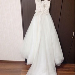 ウェディングドレスの画像