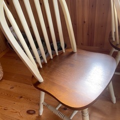 北欧タイプのダイニングテーブル2人用セット　中古
の画像