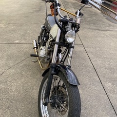 グラストラッカー　改造車