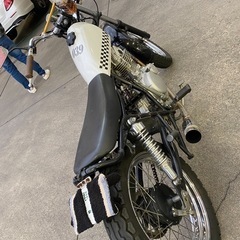 グラストラッカー　改造車の画像