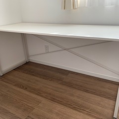 デスク　幅160cm奥行き60cm
