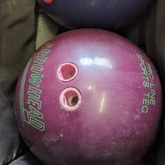 無料　ボーリングの玉
