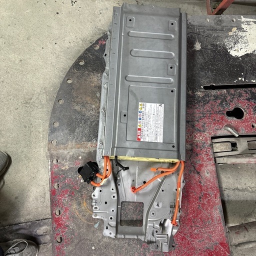 30プリウス ハイブリッドバッテリー ジャンク品