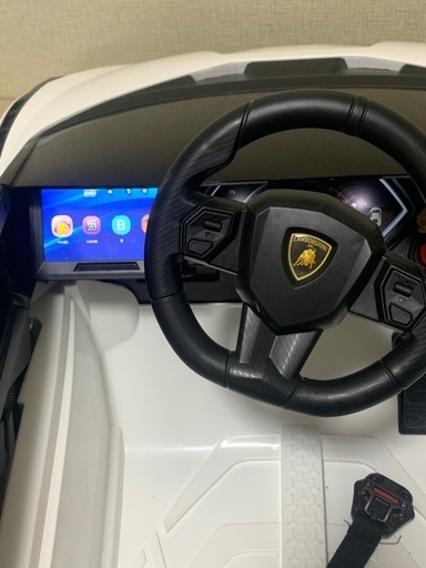 クリスマスプレゼントに電動乗用ラジコン ランボルギーニ
