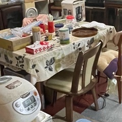 食卓テーブル、椅子、無料、彦根市稲枝町にて、非対面受け渡し、家の...